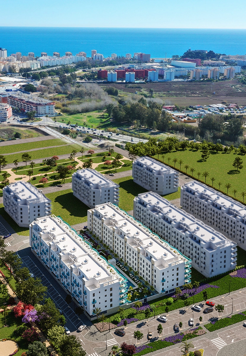 Eine Luftaufnahme, die die privilegierte Lage der Anlage und ihre Nähe zum Mittelmeer zeigt.