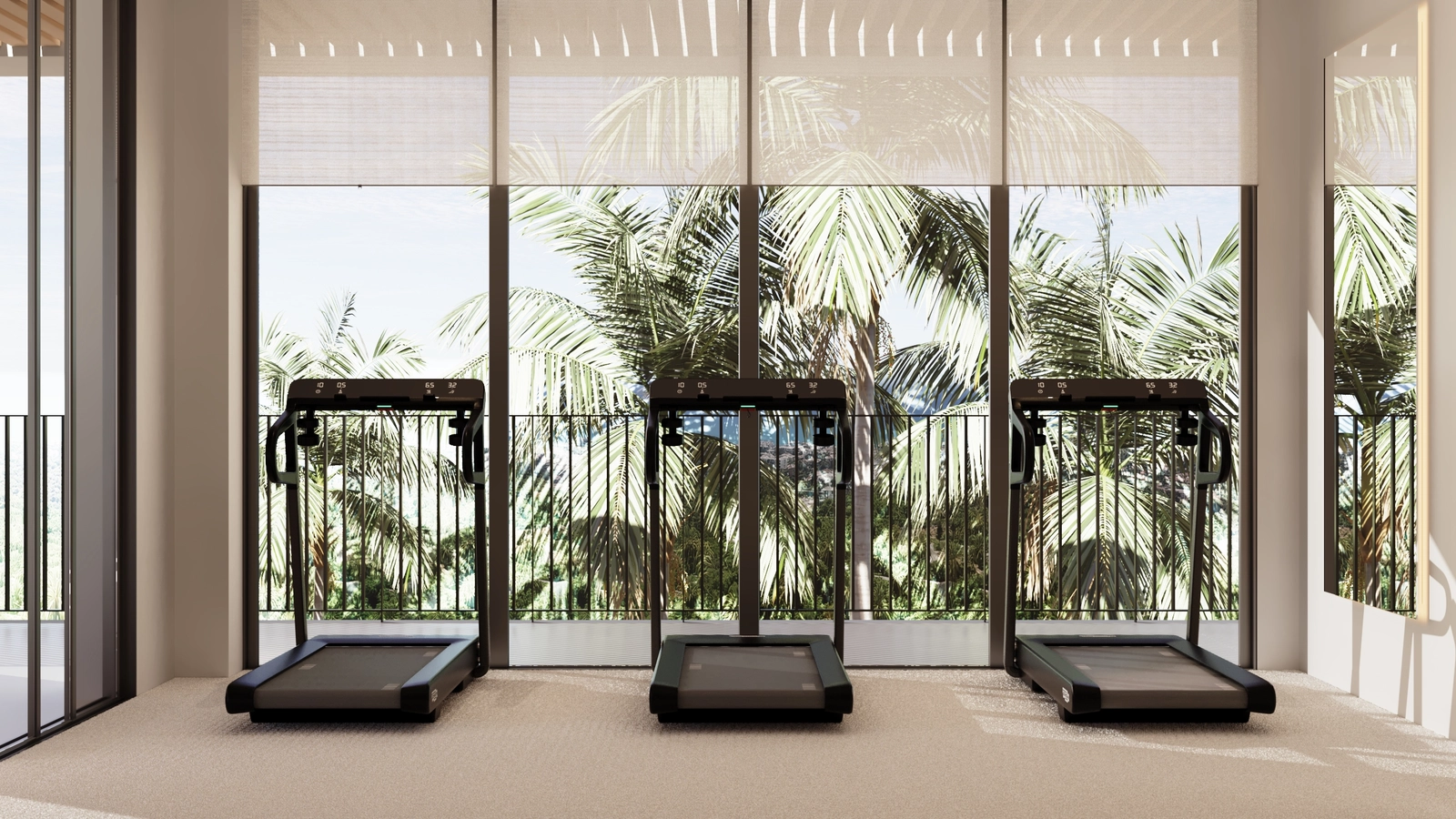 Bleiben Sie aktiv im voll ausgestatteten Fitnessstudio mit inspirierendem Blick ins Grüne.