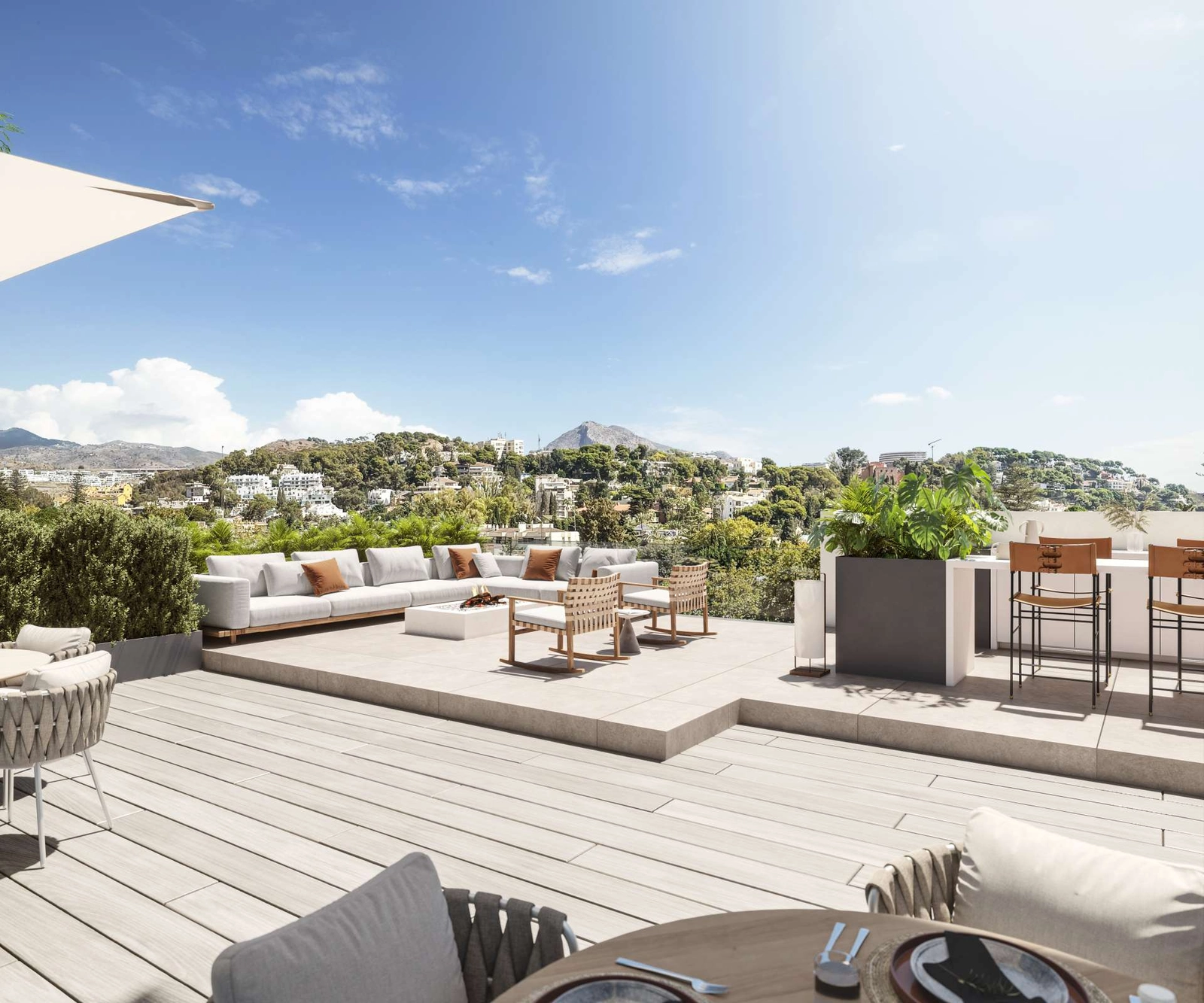 Die Dachterrasse bietet einen perfekten Rahmen zum Entspannen oder für gesellige Stunden vor der Kulisse der Costa del Sol.