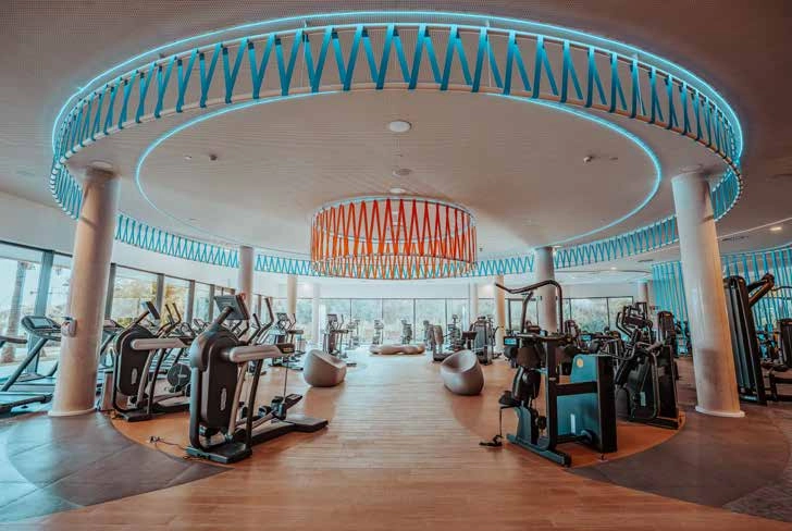 Das hochmoderne Fitnessstudio im exklusiven Higuerón Sport Club.