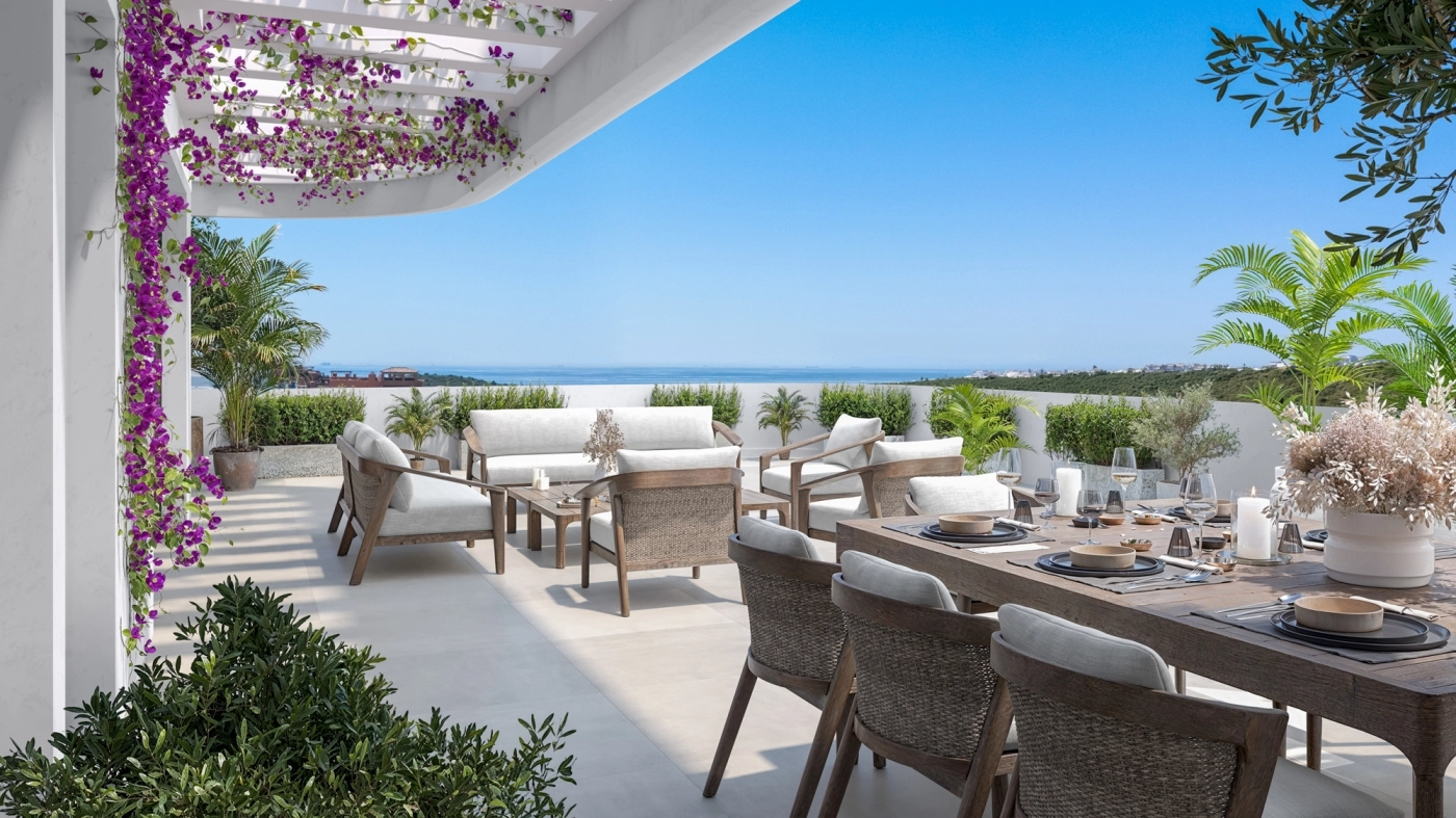 Ihre private Terrasse, ein idealer Ort zum Essen und Entspannen mit Meerblick auf die Costa del Sol.