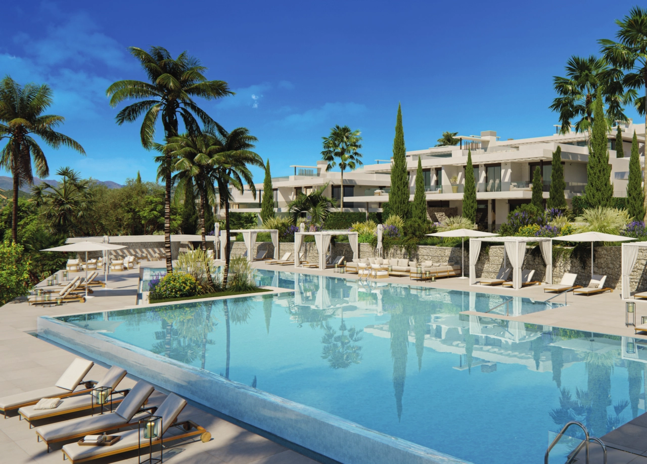 Entspannen Sie an einem der beeindruckenden Gemeinschaftspools, umgeben von üppigen Gärten.