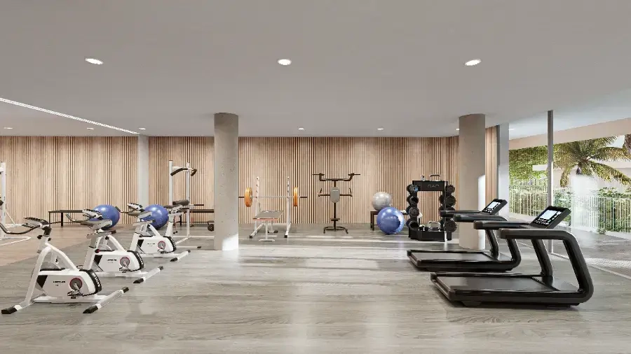 Der voll ausgestattete Fitnessraum für Bewohner, konzipiert für ein umfassendes Training.