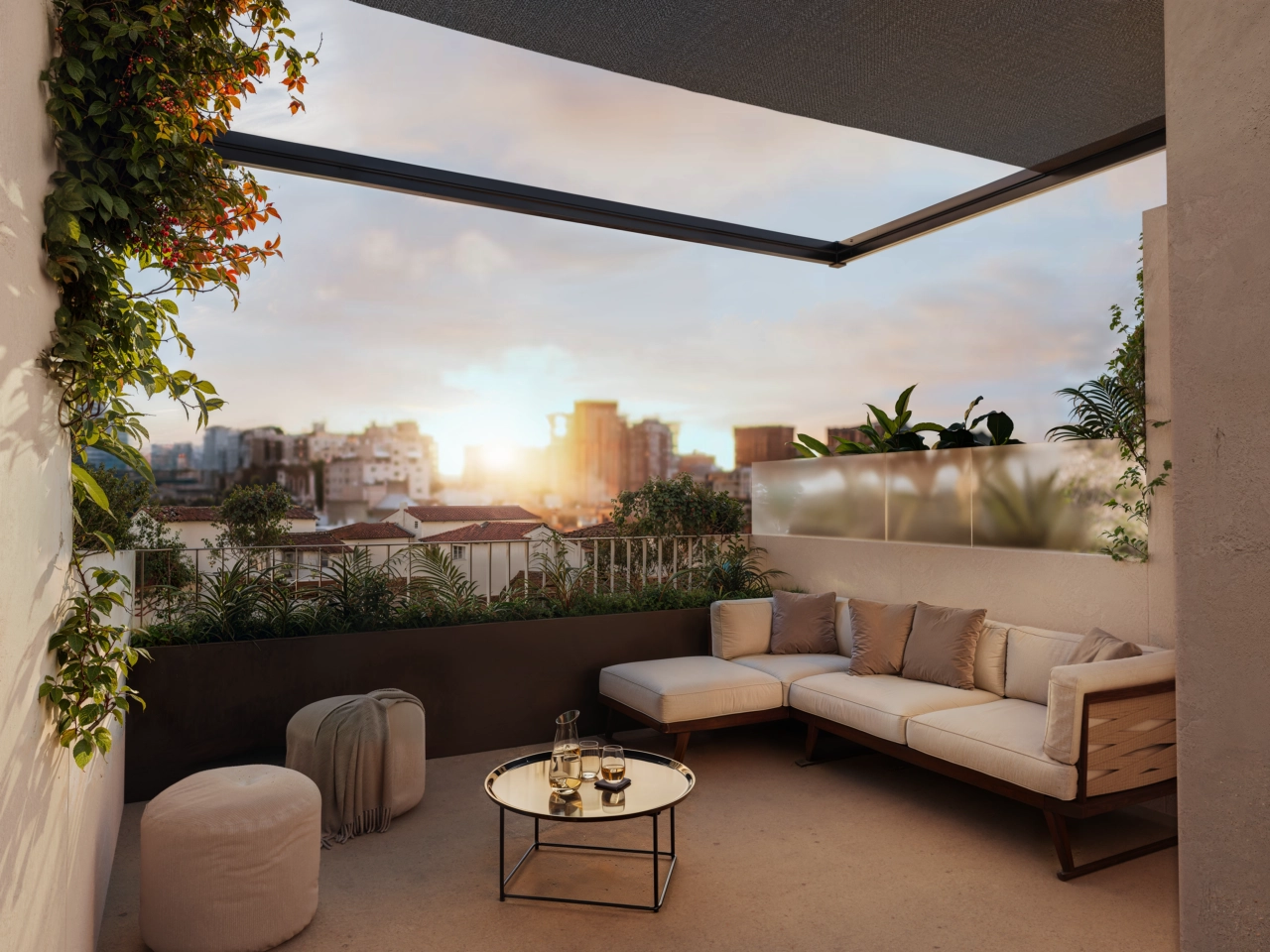 Genießen Sie wunderschöne Sonnenuntergänge über Malaga von Ihrer privaten Dachterrasse.